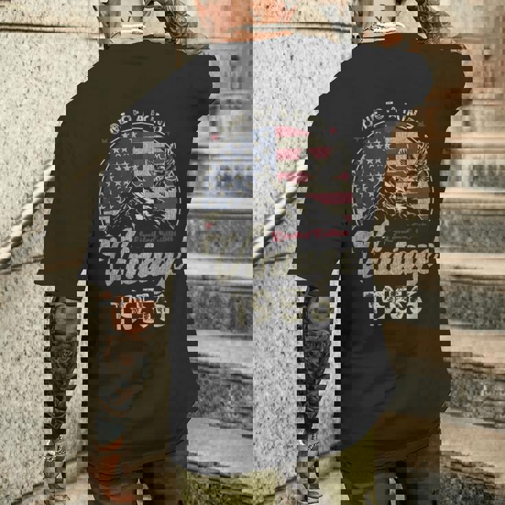 Vintage 1956 愛国的なイーグル、70歳の誕生日、アメリカ国旗 メンズTシャツ バックプリント 彼への贈り物