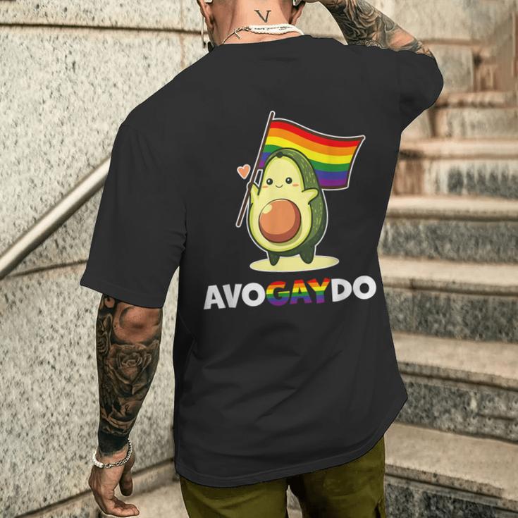 かわいい Lgbtq 猫と虹の旗のセーター – Lgbtq プライド メンズTシャツ バックプリント 彼への贈り物