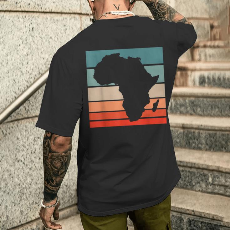 アフリカ地図 大陸 アフリカの誇りに ブラック 歴史月 メンズTシャツ バックプリント 彼への贈り物