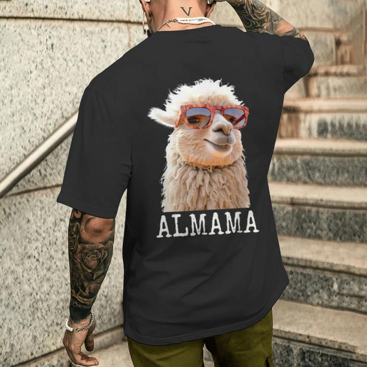 アルママ かわいい アルパカ ママ ダジャレ ラマ プレママ 家族 マタニティ 動物 メンズTシャツ バックプリント 彼への贈り物
