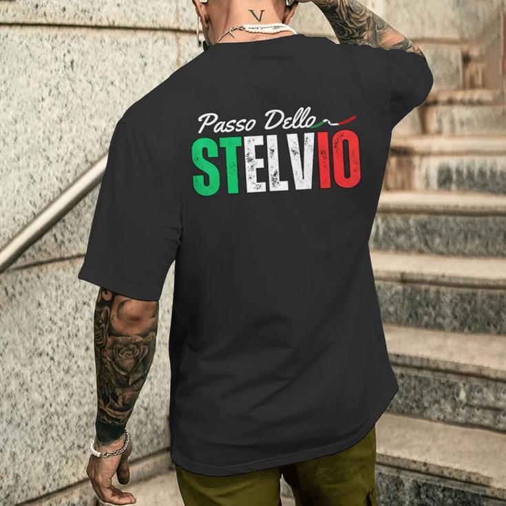 イタリア山アルプス旅行 パッソ・デッロ・ステルヴィオ メンズ レディース メンズTシャツ バックプリント 彼への贈り物