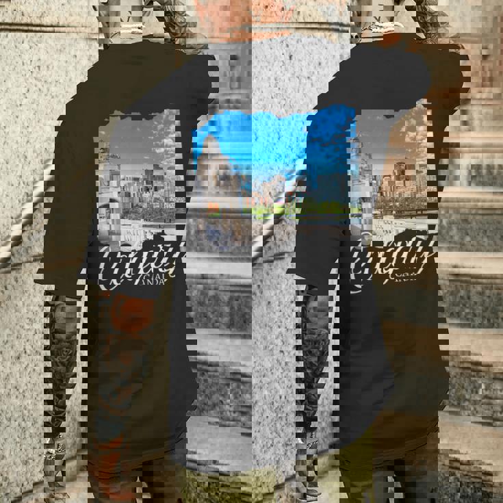 カナダのお土産カルガリー メンズTシャツ バックプリント 彼への贈り物