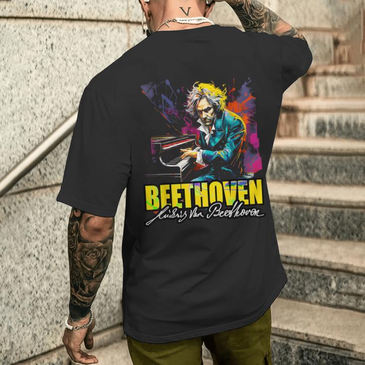 クラシック音楽 ピアノ ルートヴィヒ・ヴァン ベートーヴェン メンズTシャツ バックプリント 彼への贈り物