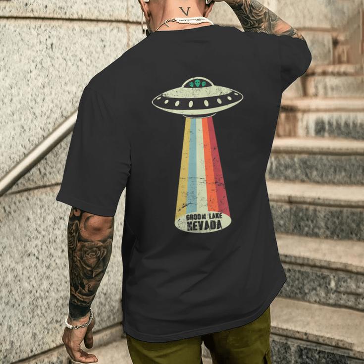 グルームネバダ湖レトロトップシークレットエリア 51 Ufo Uap エイリアン メンズTシャツ バックプリント 彼への贈り物