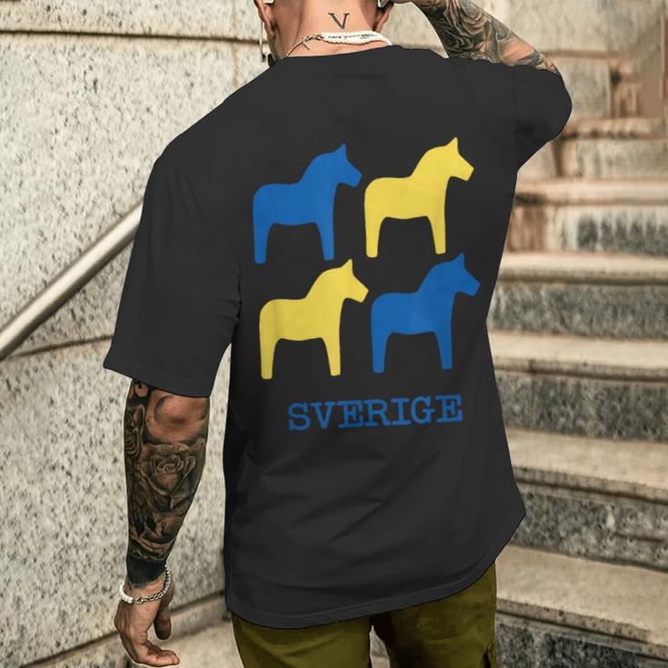 スウェーデンダラ馬スウェーデン国旗 メンズTシャツ バックプリント 彼への贈り物