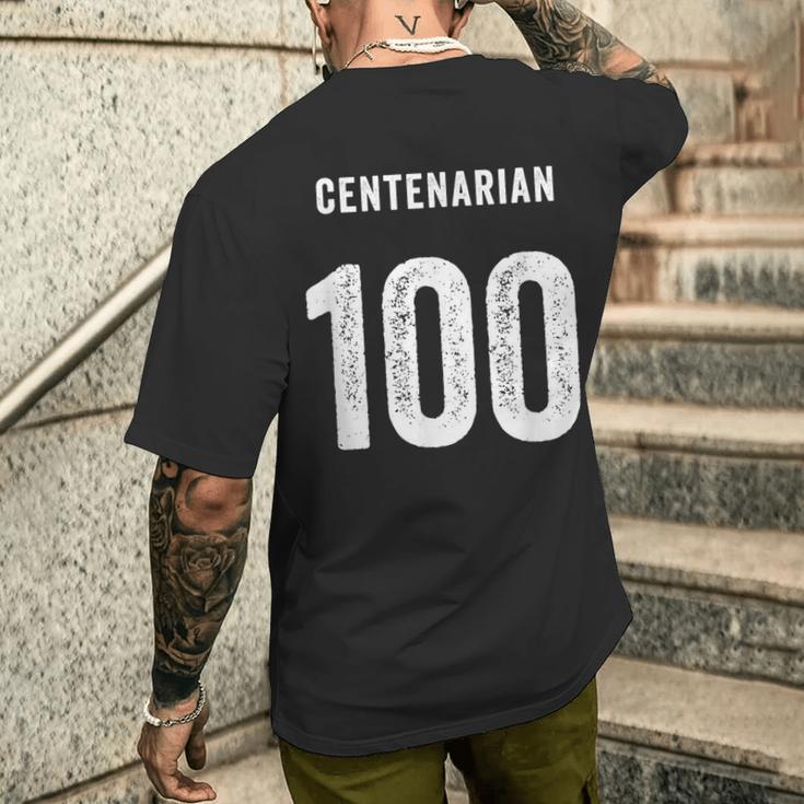 センテナリアン 100周年記念素晴らしい 100歳の誕生日おめでとう メンズTシャツ バックプリント 彼への贈り物