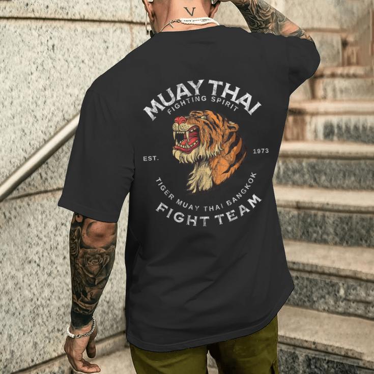 タイガー ムエタイ バンコク ジム レトロ ヴィンテージ メンズTシャツ バックプリント 彼への贈り物