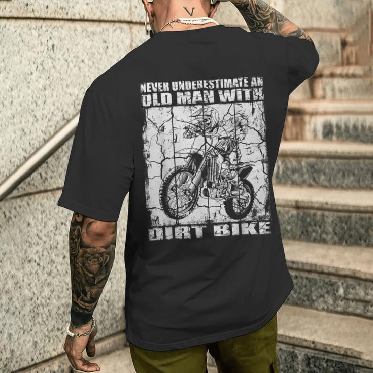 ダートバイクオールドマン メンズTシャツ バックプリント 彼への贈り物