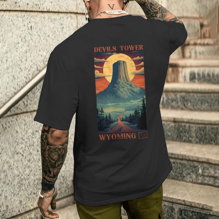 デビルズ タワー モニュメント ワイオミング メンズTシャツ バックプリント 彼への贈り物