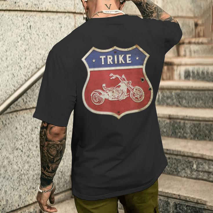 トライク 大人のトライク モータートライク 三輪車 トライクバイク トライカー メンズTシャツ バックプリント 彼への贈り物