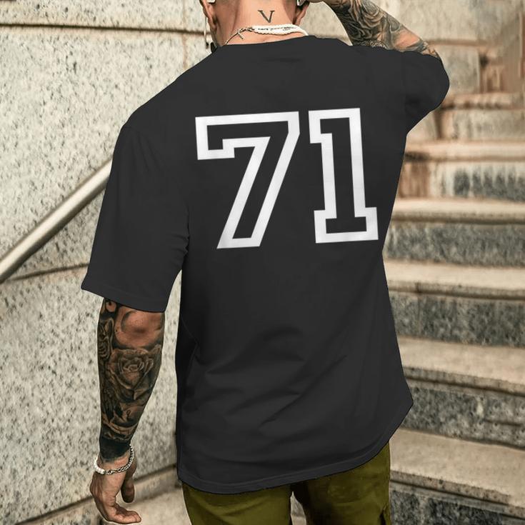 ナンバー71 代表チームスポーツチーム 誕生日 年齢 年 メンズTシャツ バックプリント 彼への贈り物