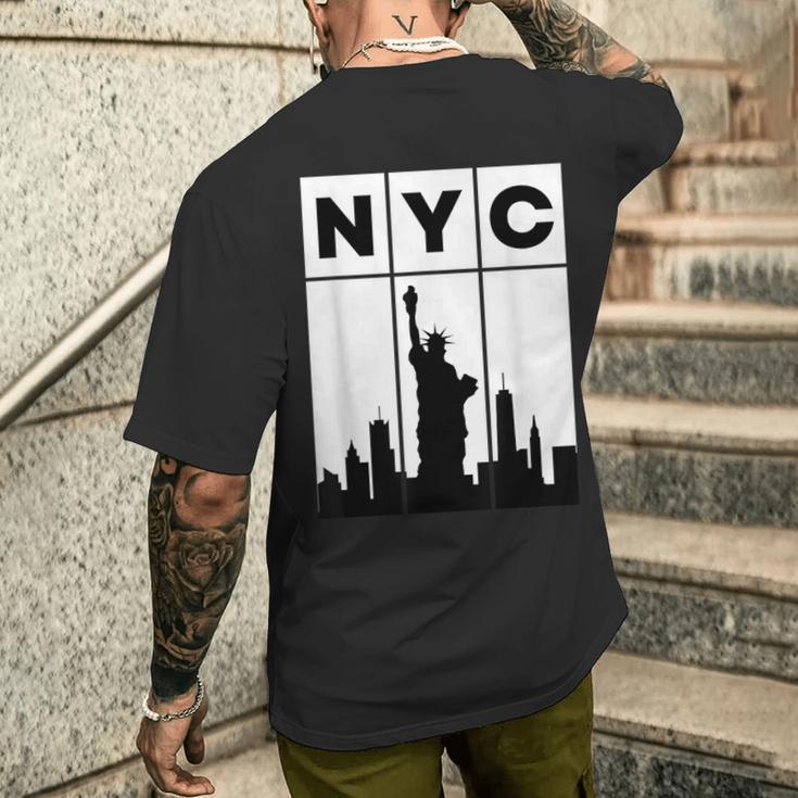 ニューヨークシティ Nyc スカイライン エンパイアステートビル メンズTシャツ バックプリント 彼への贈り物
