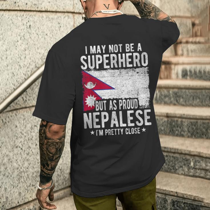 ネパール ネパール国旗 誇り高きネパール メンズTシャツ バックプリント 彼への贈り物