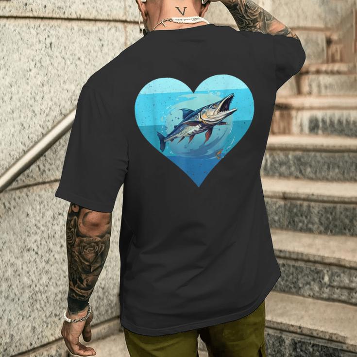 バラクーダ レトロ ハート バラクーダ 釣り 海水魚好き メンズTシャツ バックプリント 彼への贈り物