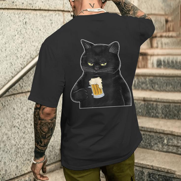 ビールを持っている黒猫 ヴィンテージ おもしろい ビール&猫好き メンズTシャツ バックプリント 彼への贈り物