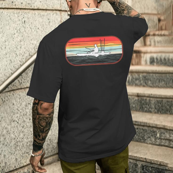 フィッシングカヤック 足漕ぎ カヤック フィッシャーマン メンズTシャツ バックプリント 彼への贈り物