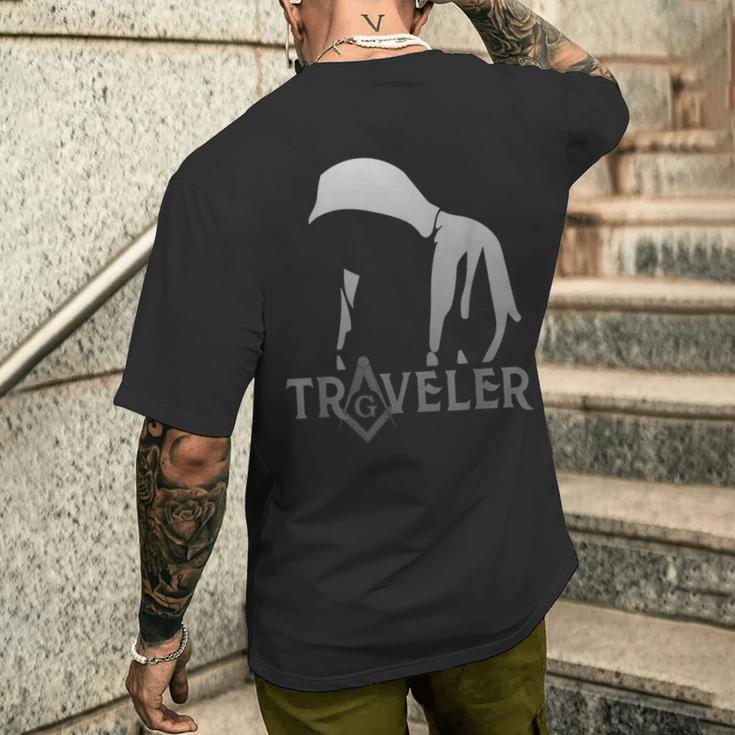 フリーメイソン ロッジ フリーメイソン 友愛 マスターメイソン トラベラー メンズTシャツ バックプリント 彼への贈り物