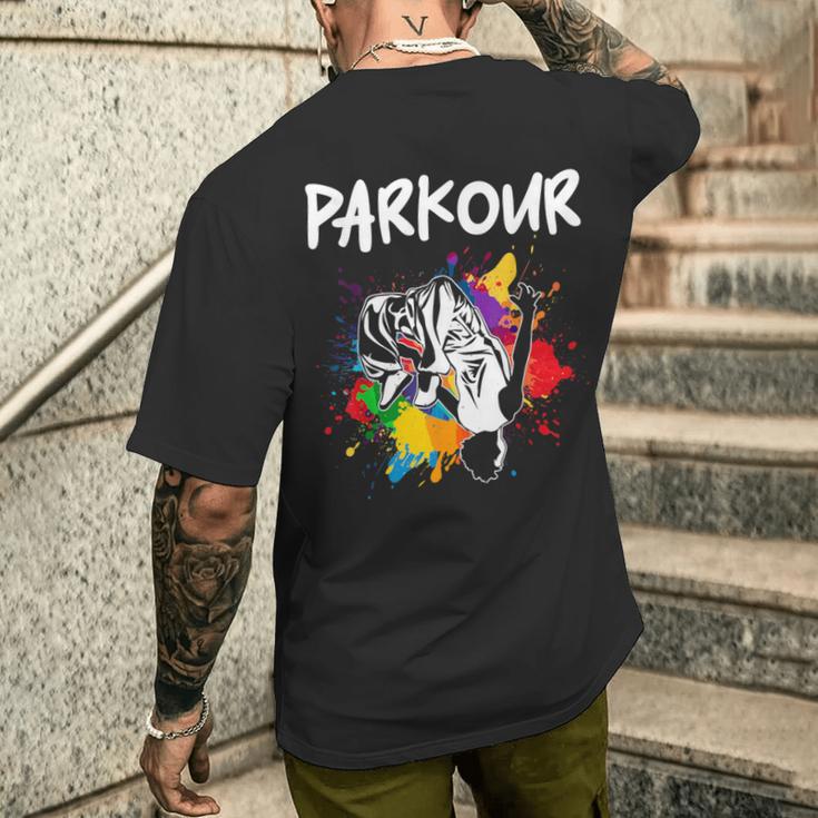 フリーランニング、ストリートワークアウト、フリースタイル、アクロバット、パルクール メンズTシャツ バックプリント 彼への贈り物