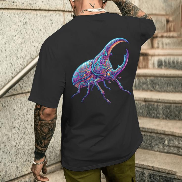 ヘラクレス カブトムシ 昆虫愛好家 昆虫学 カブトムシ 恋人 メンズTシャツ バックプリント 彼への贈り物