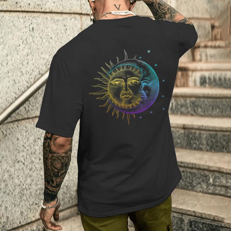 ボヘミアンの秘教の精神的な太陽と月 メンズTシャツ バックプリント 彼への贈り物