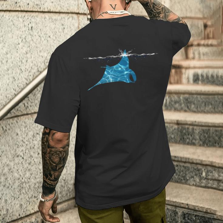 マンタレイかわいいマンタ愛好家スティングレイシュノーケリング メンズTシャツ バックプリント 彼への贈り物