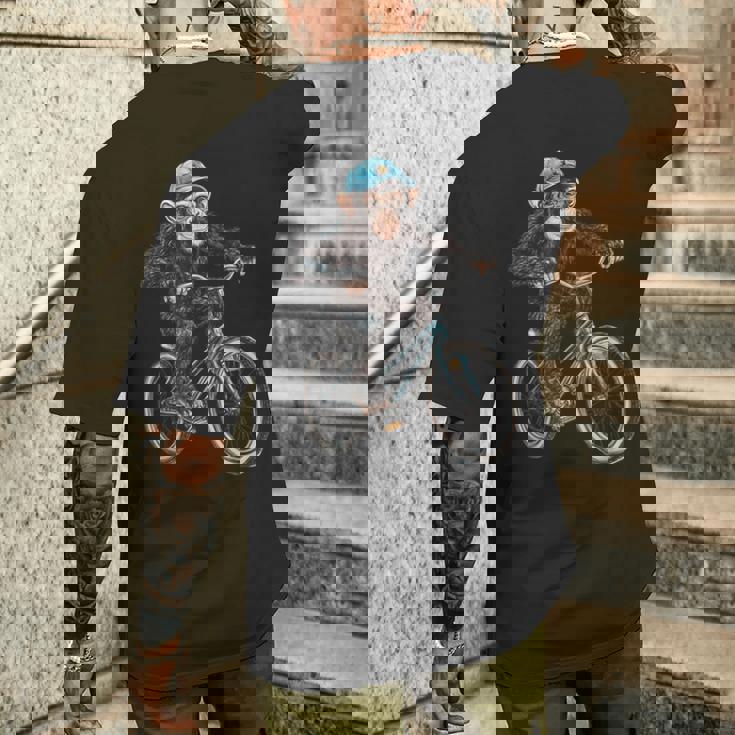 モンキー ライディング バイク ヴィンテージ 自転車 バイカー エイプ チンパンジー メンズTシャツ バックプリント 彼への贈り物