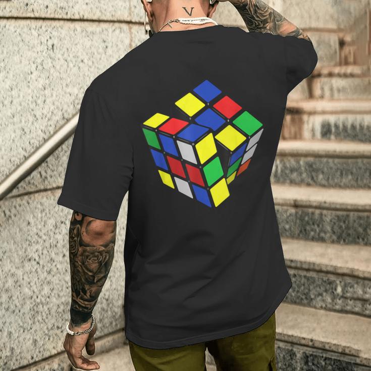 ルービックキューブ。 メンズTシャツ バックプリント 彼への贈り物