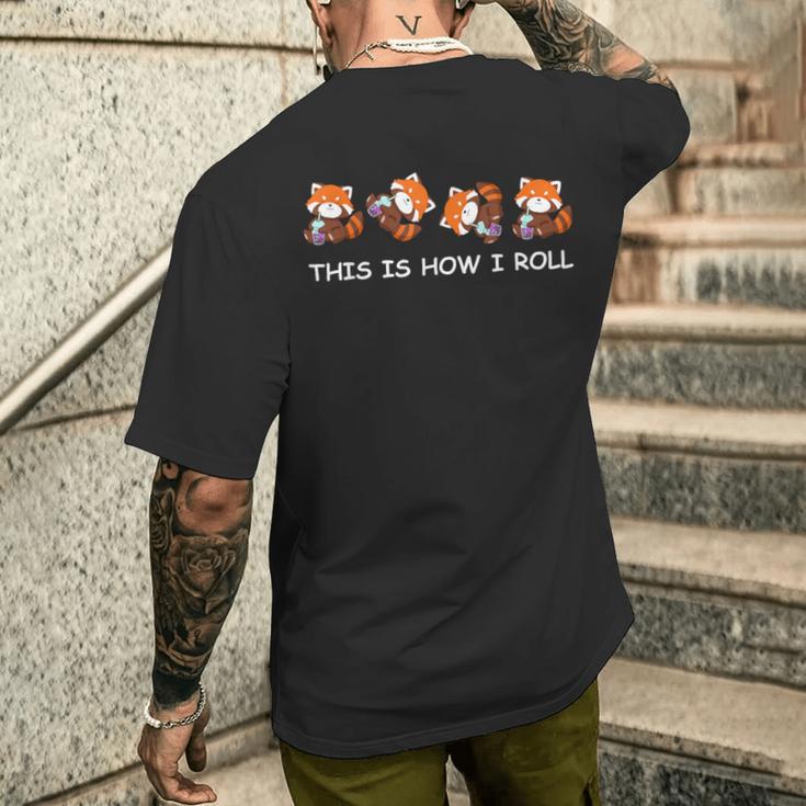 レッサーパンダのタピオカティーシャツボバティーギフトこれが私の転がり方です メンズTシャツ バックプリント 彼への贈り物