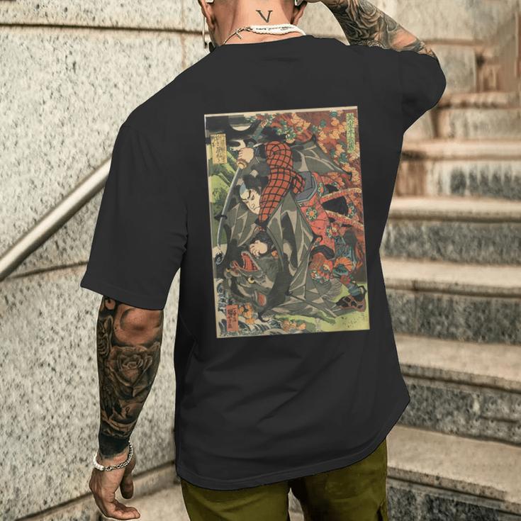 日本の侍アート 木版 宮本 武蔵 巨大コウモリ メンズTシャツ バックプリント 彼への贈り物