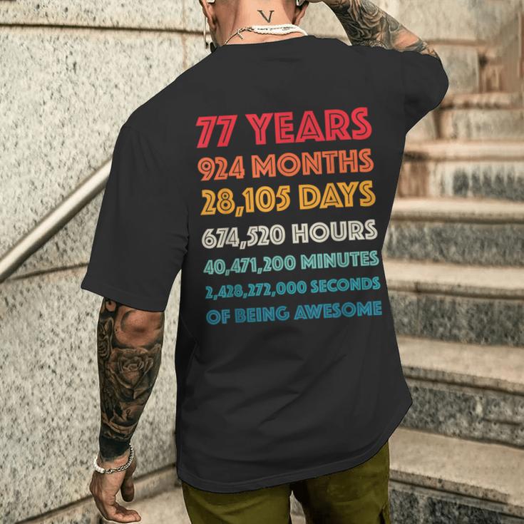 素晴らしい77歳の誕生日ギフト 面白いレトロ 77歳の誕生日 メンズTシャツ バックプリント 彼への贈り物
