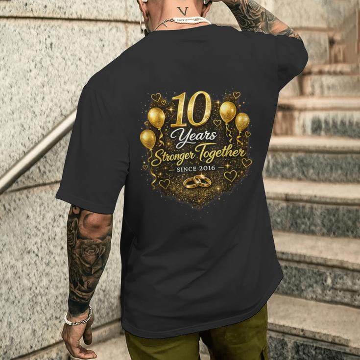 結婚10周年を祝う 結婚10周年 メンズTシャツ バックプリント 彼への贈り物
