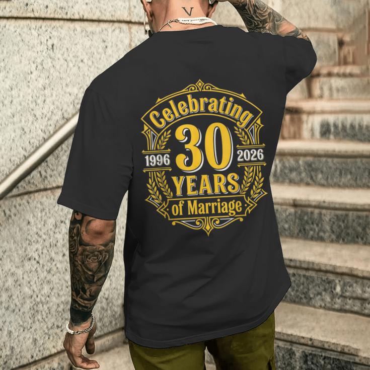 結婚30周年 結婚記念日 1996年 2026年 結婚30年 メンズTシャツ バックプリント 彼への贈り物