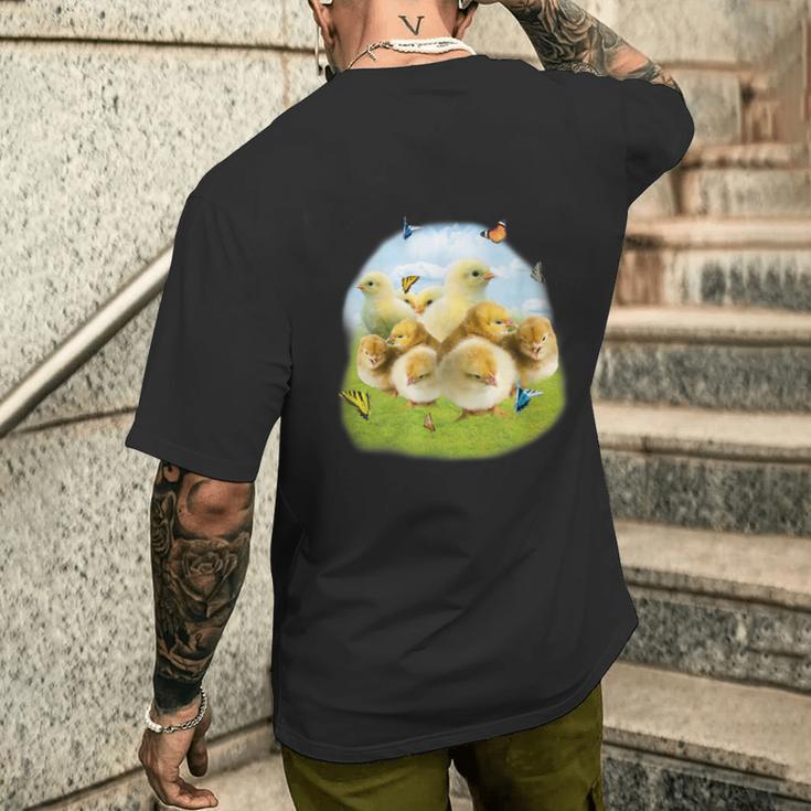 蝶 ひよこ 蝶 かわいい鶏 メンズTシャツ バックプリント 彼への贈り物
