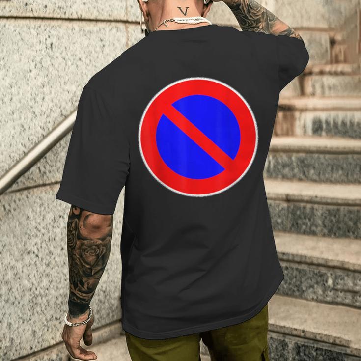 道路標識 駐車禁止 メンズTシャツ バックプリント 彼への贈り物