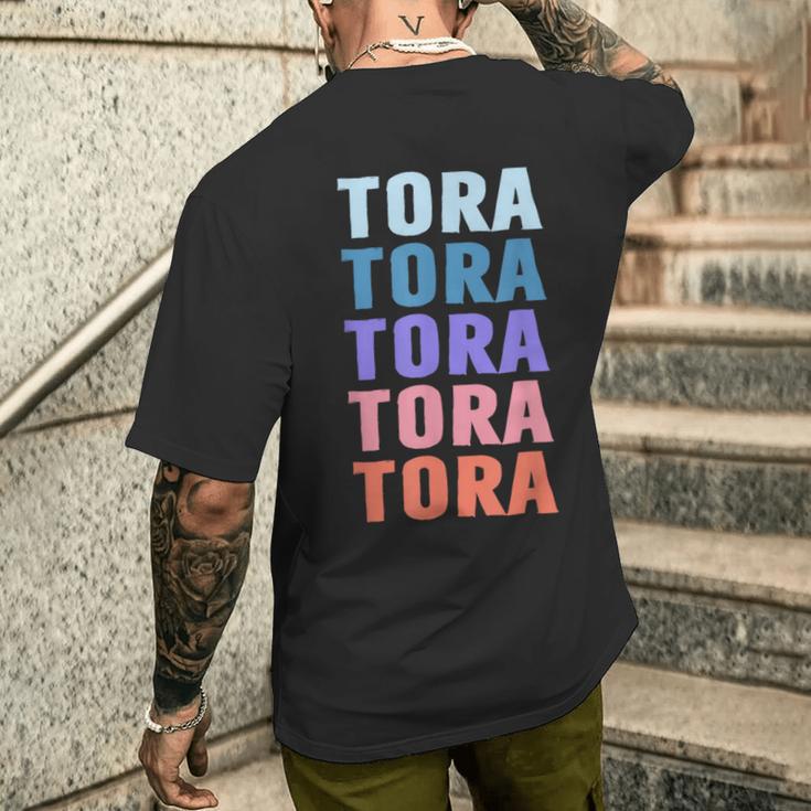 面白いギフトネーム Tora 名前入り メンズTシャツ バックプリント 彼への贈り物