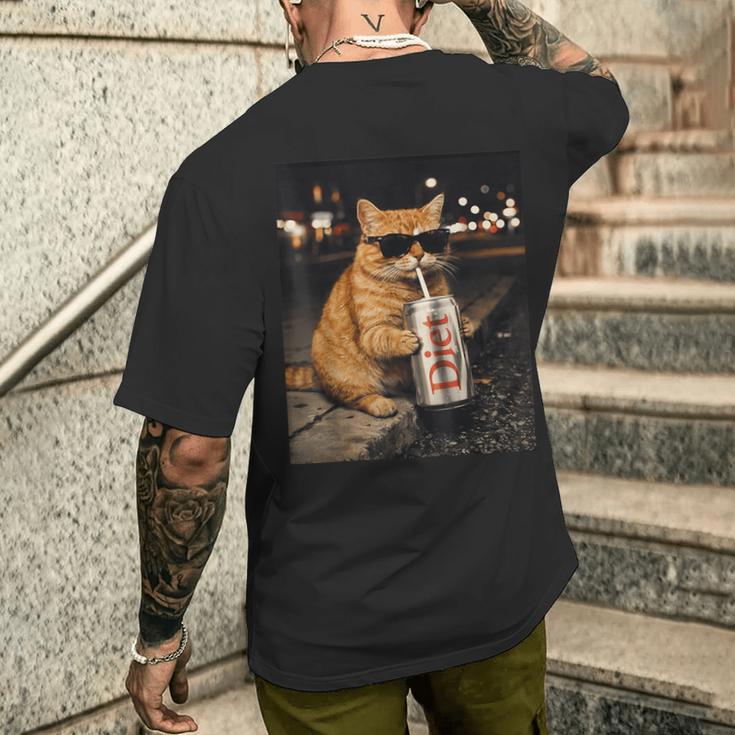 面白いナイトライフ オレンジ 猫 飲酒 ダイエット ドリンク サングラス メンズTシャツ バックプリント 彼への贈り物