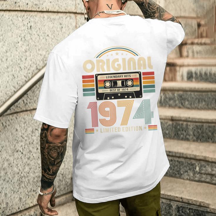 52 歳の誕生日プレゼント男性 1974 年 レトロ ビンテージ テープ メンズTシャツ バックプリント 彼への贈り物