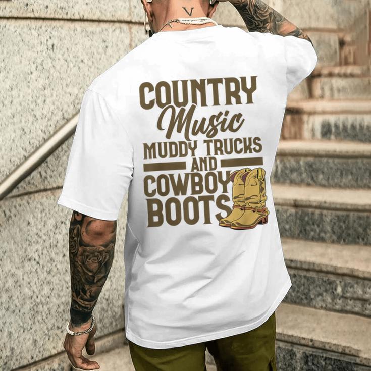 Country Music マディトラックとカウボーイブーツ ウェスタンusa メンズTシャツ バックプリント 彼への贈り物