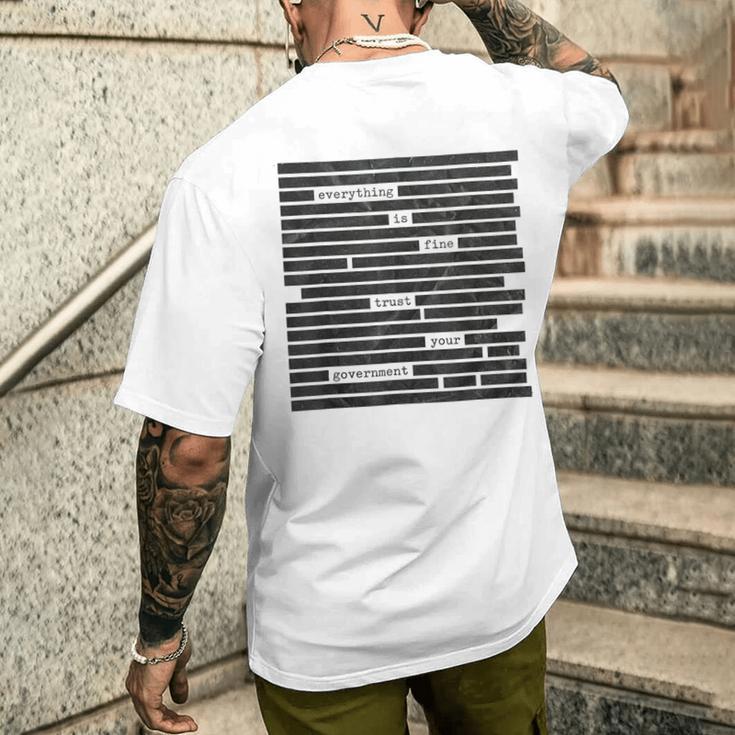 Everything Is Fine Trust Your Government 2026 メンズTシャツ バックプリント 彼への贈り物