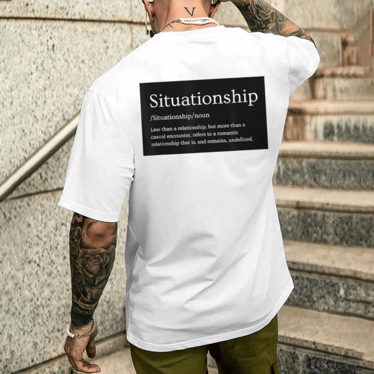 シチュエーションシチュエーションシップ メンズTシャツ バックプリント 彼への贈り物