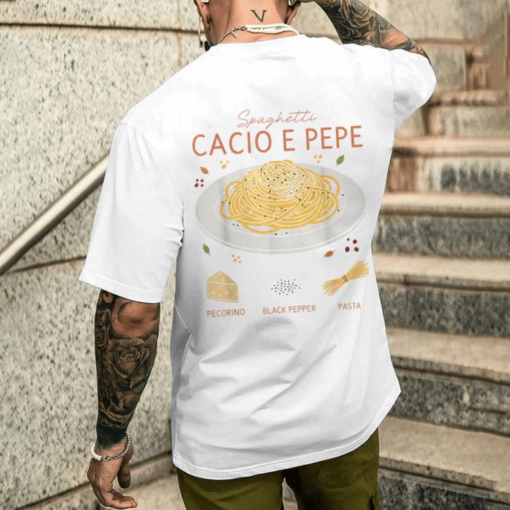スパゲッティ カシオ エ ペペ 伝統的なイタリア料理 レシピ ティー メンズTシャツ バックプリント 彼への贈り物
