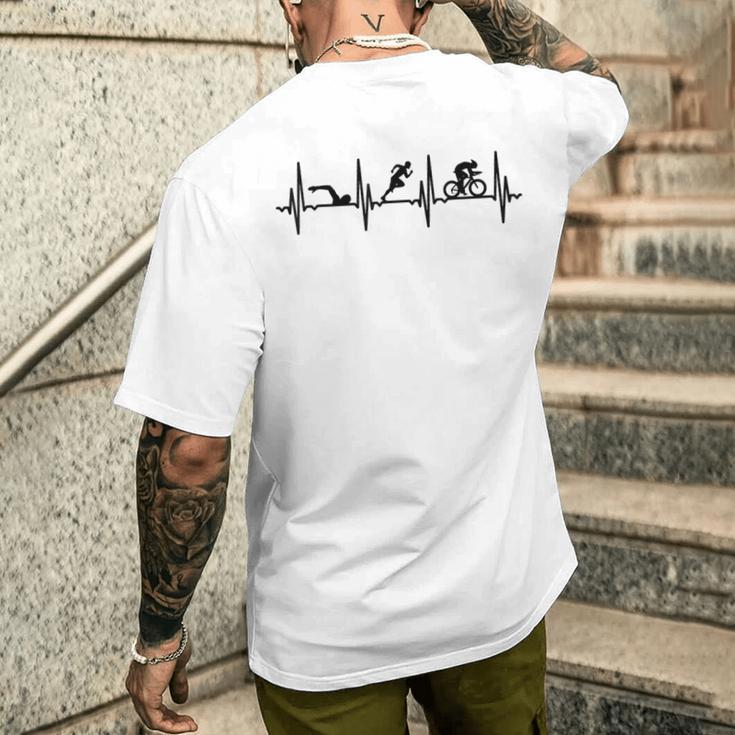 トライアスロンecgハートラインデザイン 頑張るトライアスリートのために メンズTシャツ バックプリント 彼への贈り物