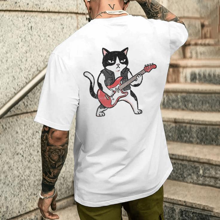 ベースギターを弾く 面白い ロック猫 バンド ミュージシャン ベーシスト 動物 メンズTシャツ バックプリント 彼への贈り物