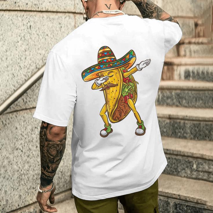メキシコのタコスをダビングする Cinco De Mayo メンズTシャツ バックプリント 彼への贈り物