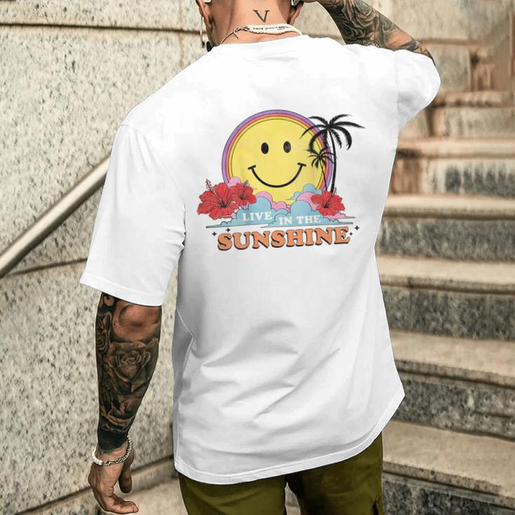 レトロなハッピーフェイス ハイビスカス ヤシの木「太陽に生きる」ビーチ メンズTシャツ バックプリント 彼への贈り物