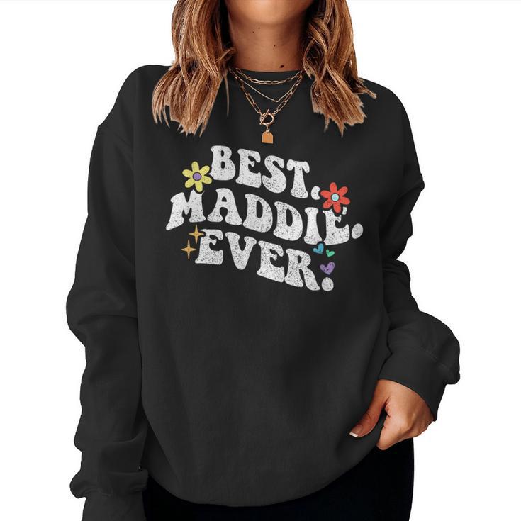 Retro Groovy Best Maddie Ever ファーストネーム 母の日 女の子 レディーススウェットシャツ