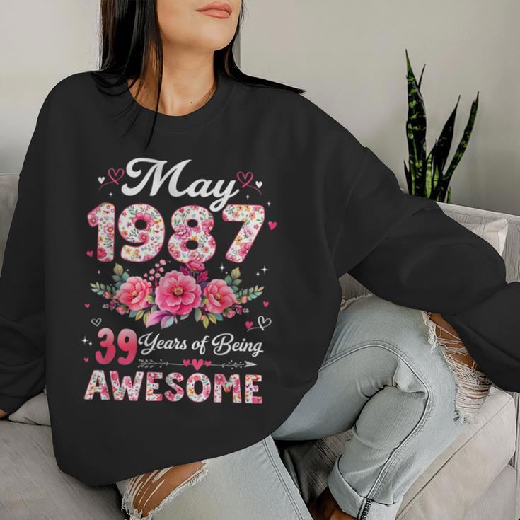 39歳 1987年5月 花柄 39歳 誕生日 男性 女性 レディーススウェットシャツ 彼女への贈り物