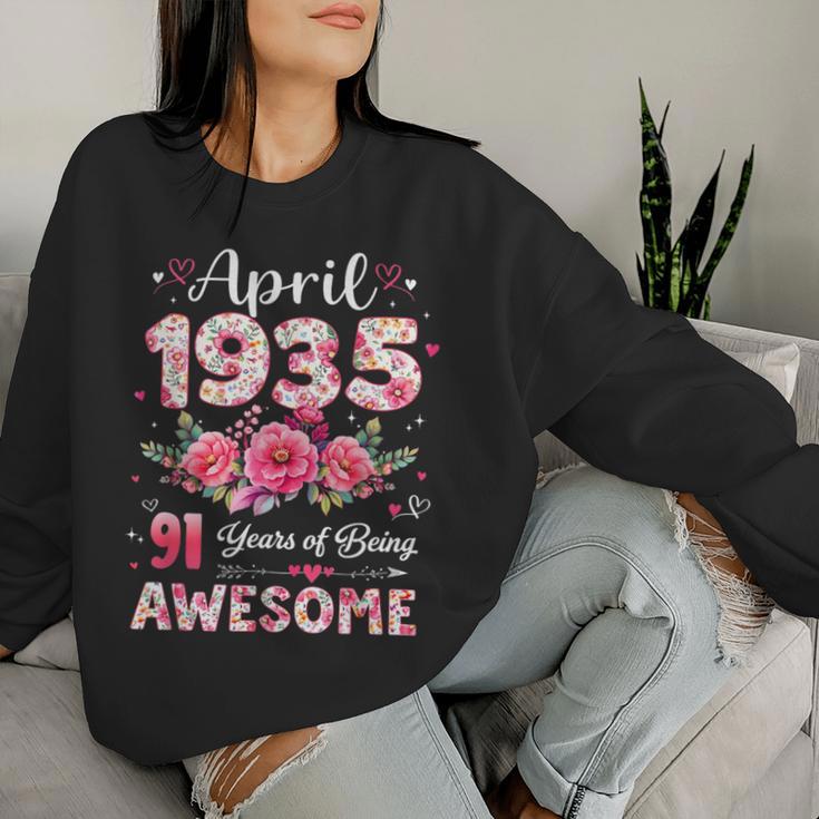 91歳 1935年4月 花柄 91歳 誕生日 男性 女性 レディーススウェットシャツ 彼女への贈り物