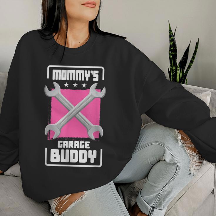 Mommy Garage Buddy 車愛好家 メカニック 自動車修理 レディーススウェットシャツ 彼女への贈り物