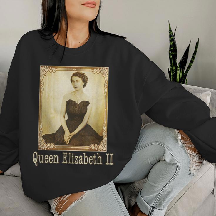 エリザベスii ヴィンテージ レトロ 神ave The Queen Uk Monarch レディーススウェットシャツ 彼女への贈り物